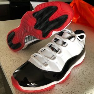 Retro 11 Jordan’s concord/breds